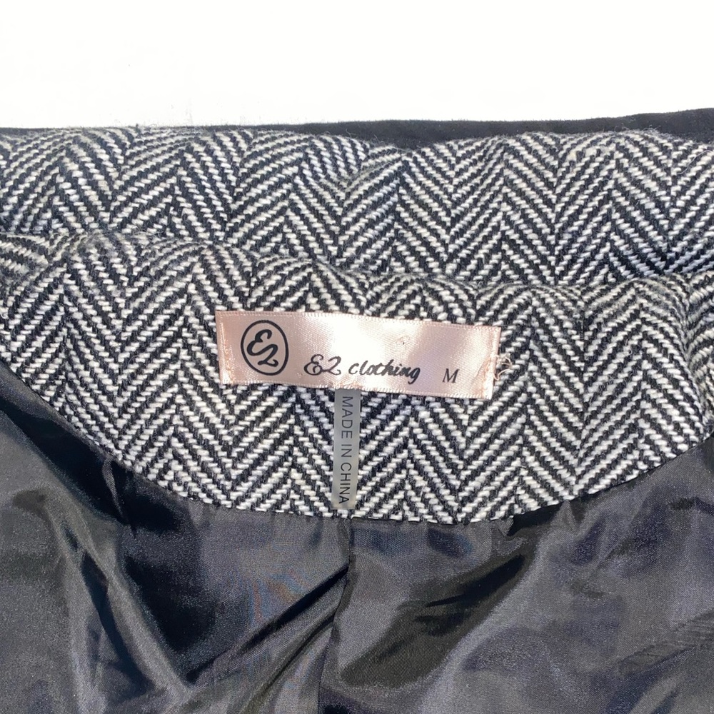Chevron Vest - Picture 3 of 3